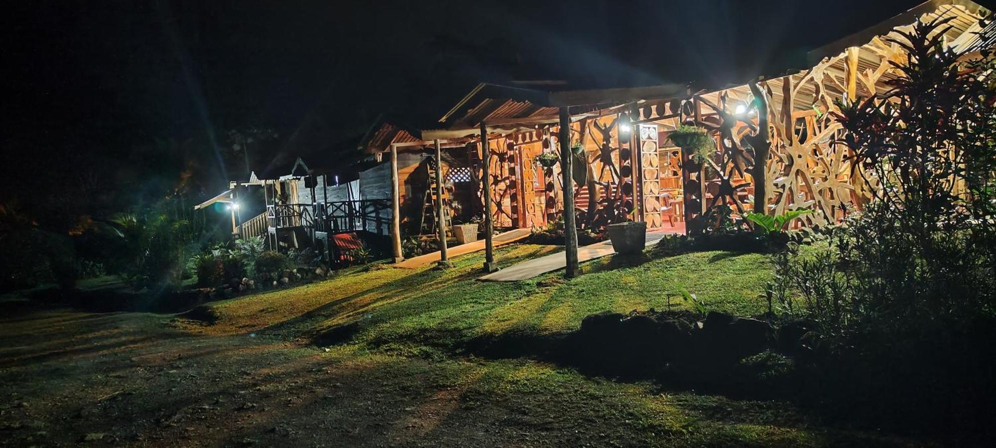Oski Lodge, Rain Forest Rincon De La Vieja Upala 외부 사진