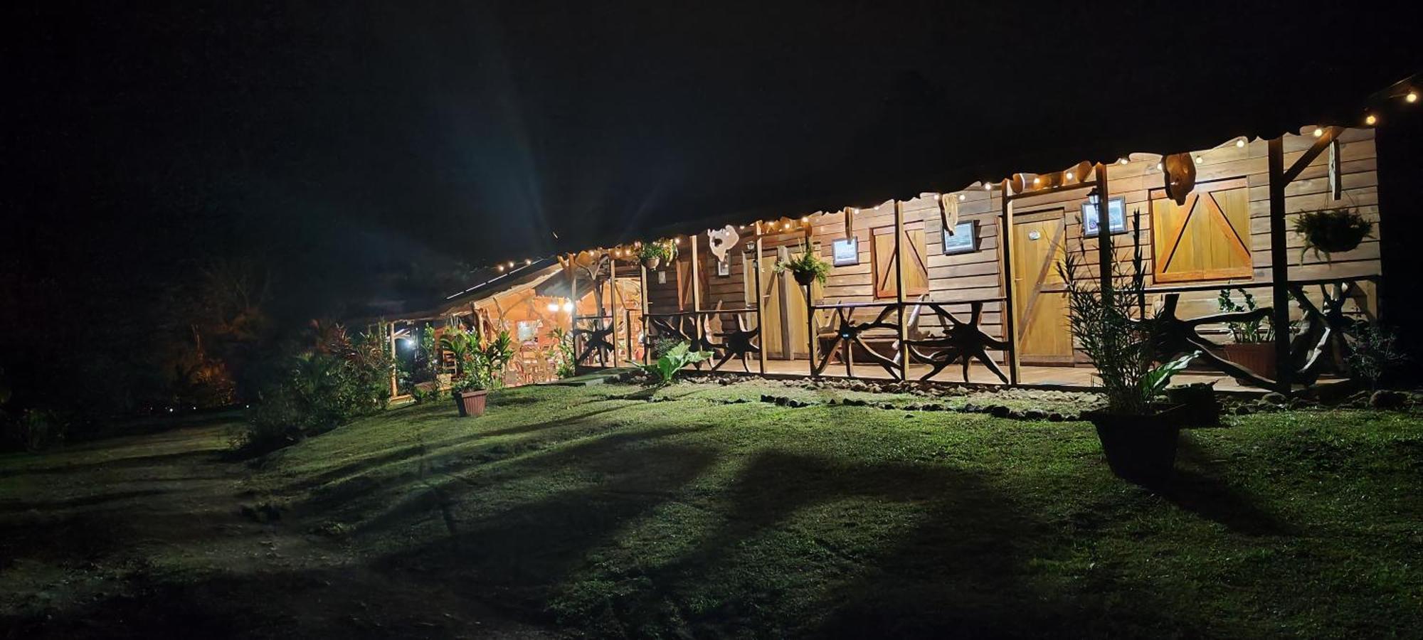 Oski Lodge, Rain Forest Rincon De La Vieja Upala 외부 사진